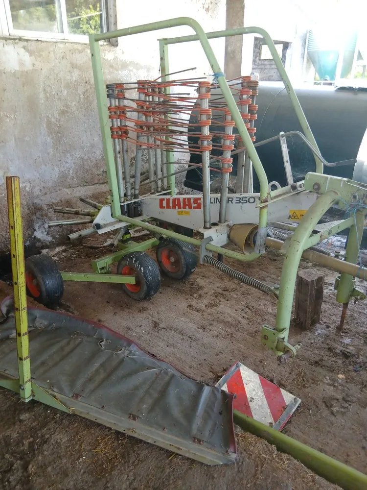 Se vende maquinaria para forraje