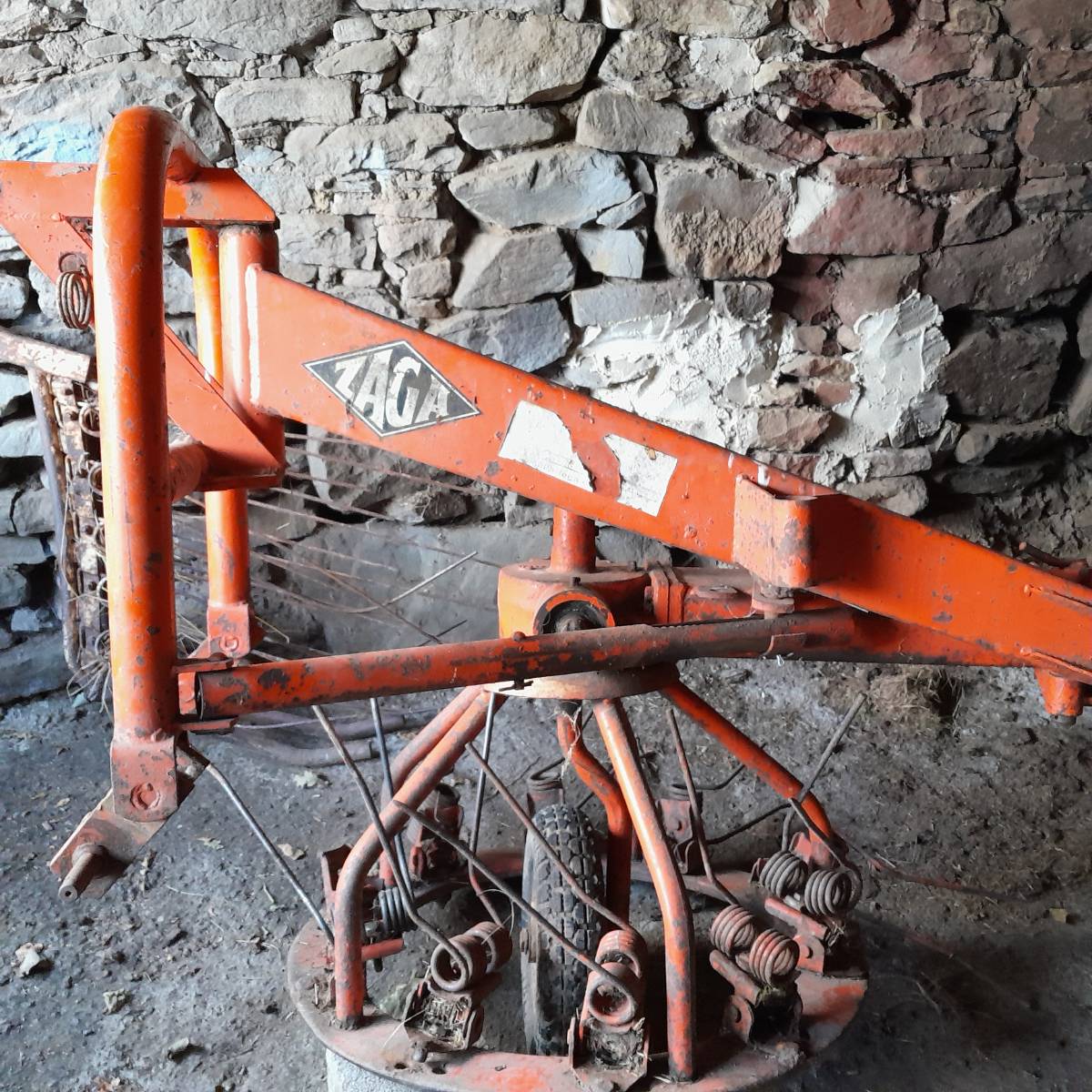 Volvedora zaga - imagen 1