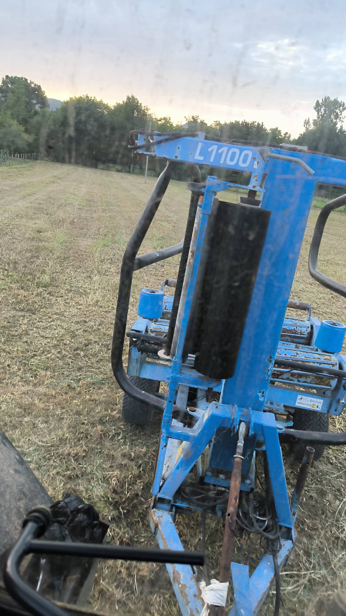 Se vende encintadora landini