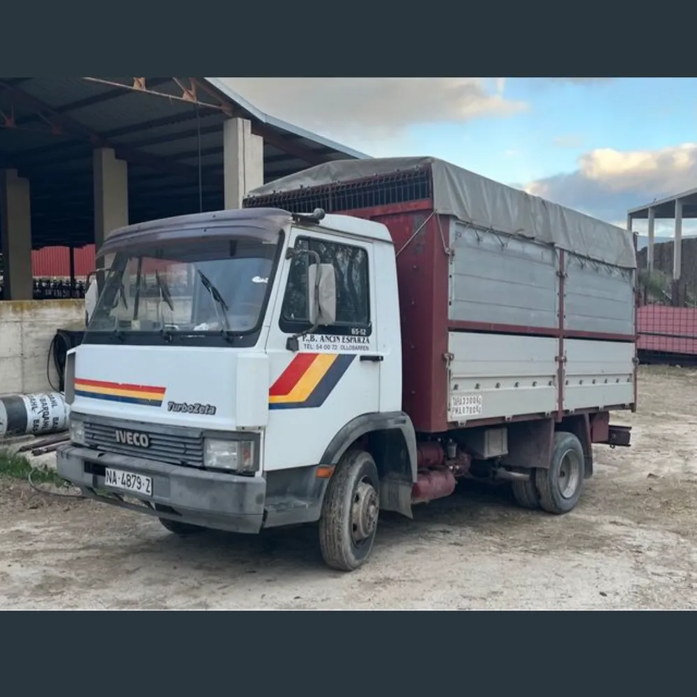 Camión jaula ganado iveco turbo zeta 
